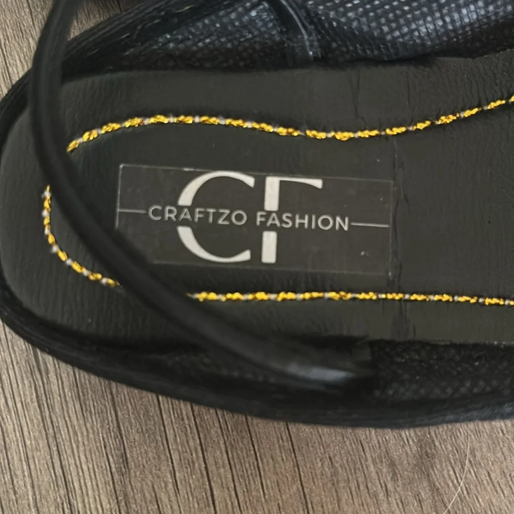 Craftzo Fashions flats I’m assuming the handwritten # the size , size 5